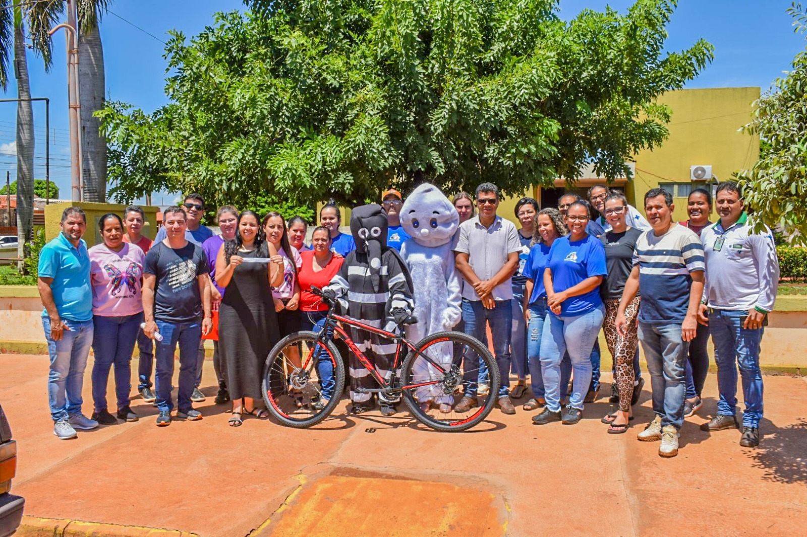 Prefeitura de Selvíria sorteia bicicleta entre crianças e adolescentes que se vacinaram contra a Dengue