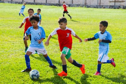 Campeonato Municipal de Futebol de Base 2025 começa com muita emoção e gols
