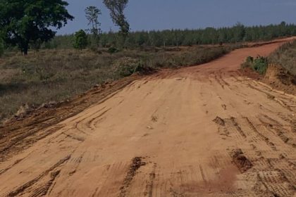 Prefeitura conclui recuperação e libera trânsito na Estrada do Katayama Cover Image