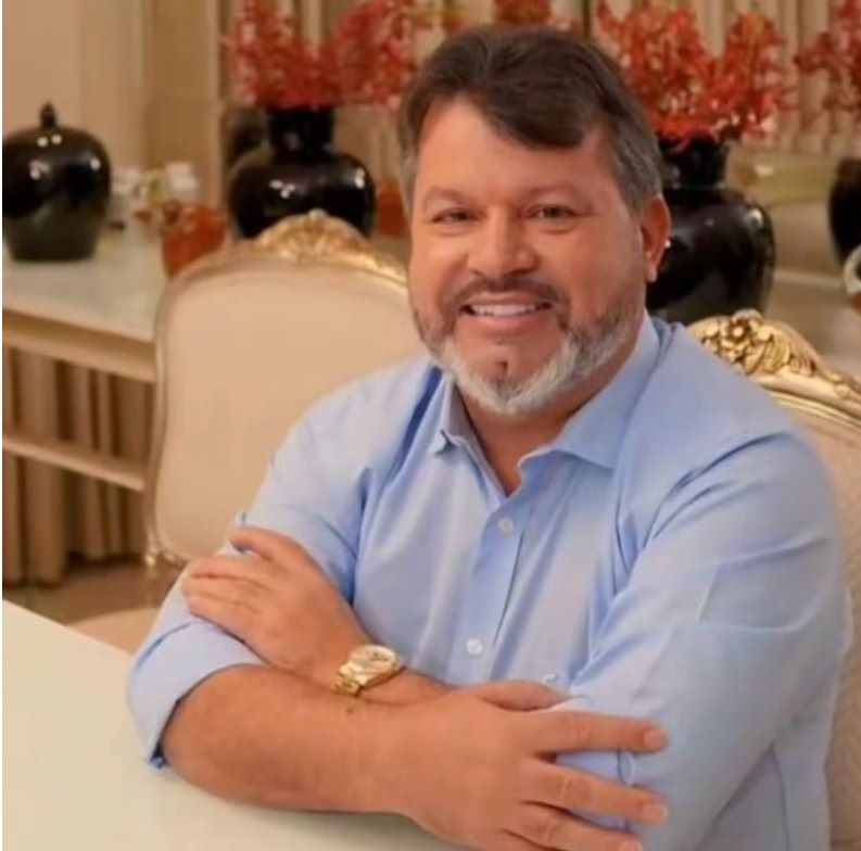 Carlos Bernardo emite nota sobre filiação e as eleições 2026