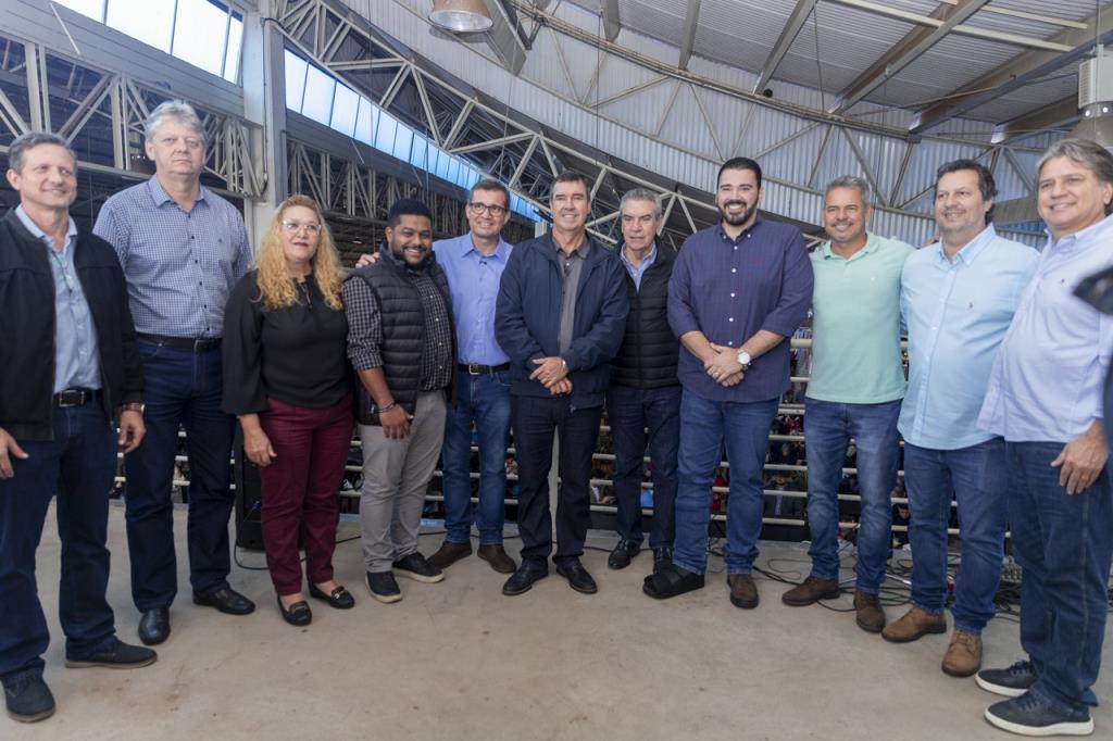 Vereadores prestigiam anúncios de investimentos do governo do Estado