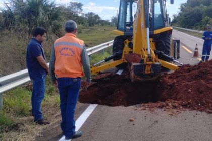 Defesa Civil acompanha recuperação de erosão na MS-459 e reforça segurança no trecho para moradores locais