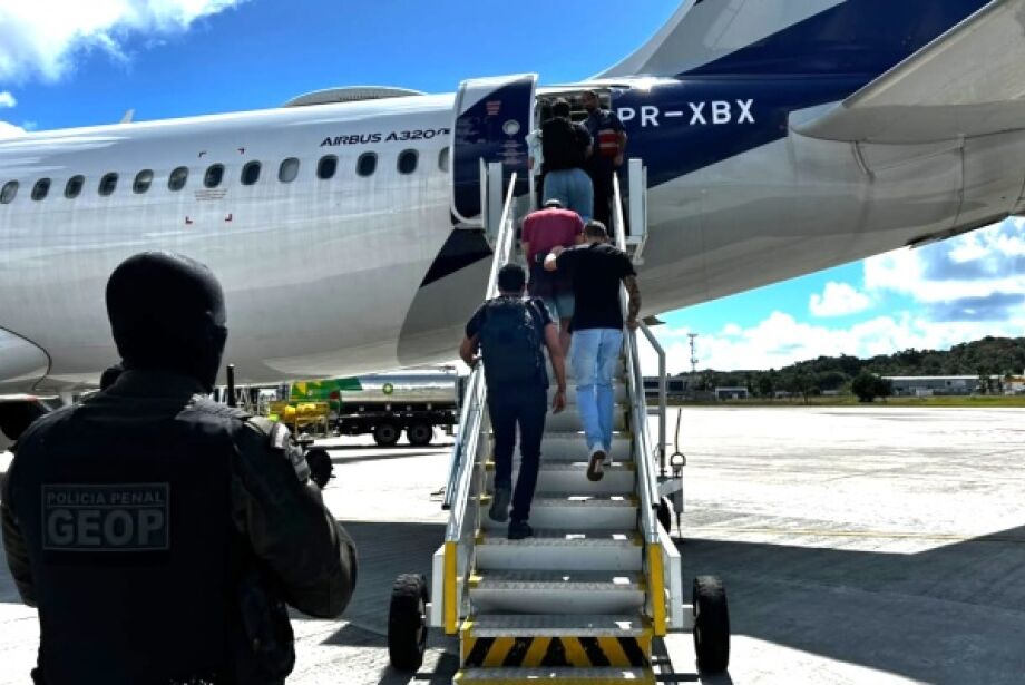 Cinco chefes de facções são transferidos para presídios federais de Campo Grande e Porto Velho  